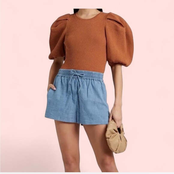 Alice + Olivia Pants - Alice+Olivia chambray shorts